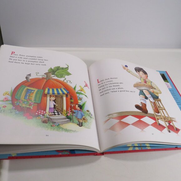 Mary Engelbreit Mother Goose (Ready to Gift) Hardback LIKE NEW - Picture 5 of 10